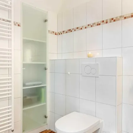 Haushaelfte 9a Min Hus Id 374 בית נופש סנט פטר-אורדינג