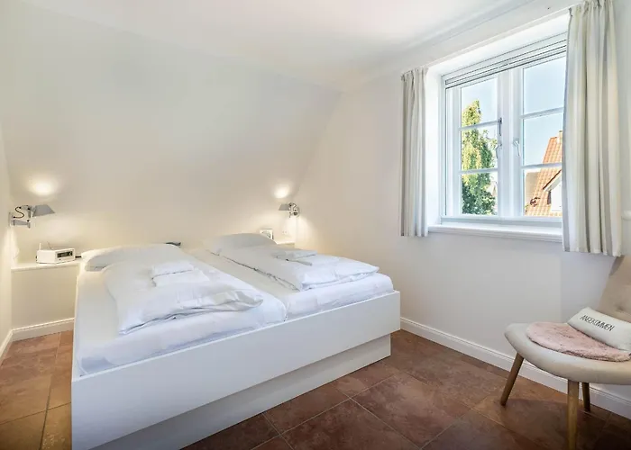 Vakantiehuis Haushaelfte 9a Min Hus Id 374 *