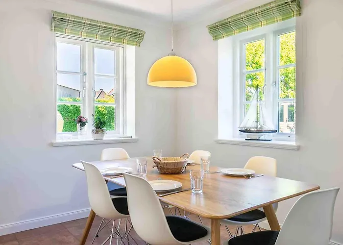 Vakantiehuis Haushaelfte 9a Min Hus Id 374 *